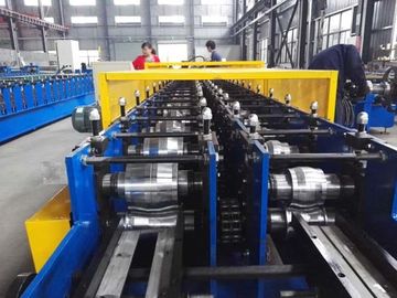380V / 3 चरण / 50 हर्ट्ज एचआरसी58-62 स्टड बनाने की मशीन