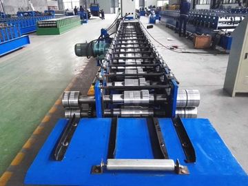 स्टील स्टड और ट्रैक रोल बनाने की मशीन 5.5kw पावर कटिंग लंबाई सहनशीलता±2 मिमी